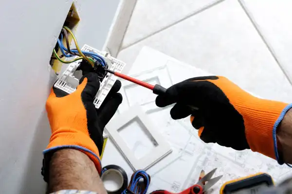 general-electrician-repair-services